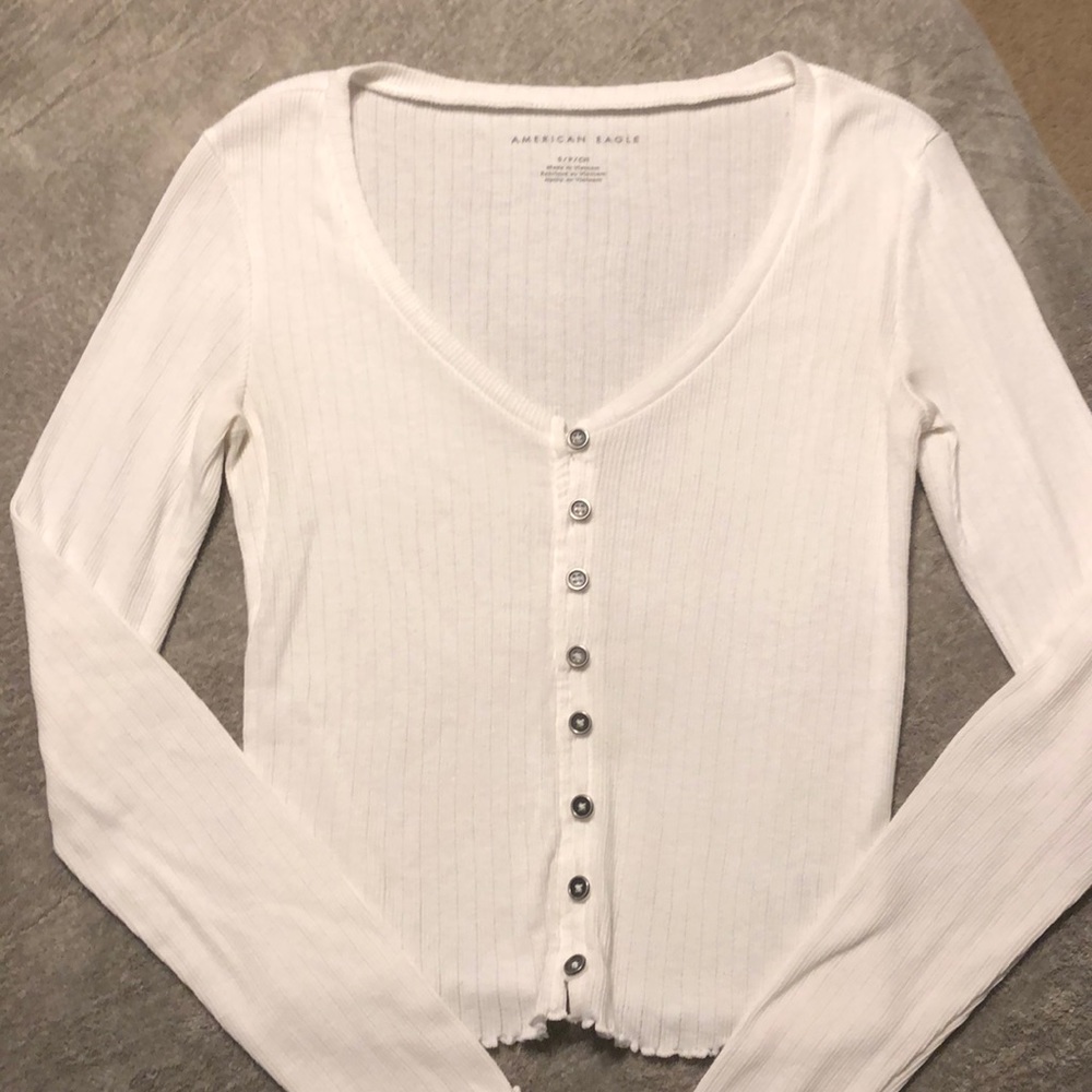 American Eagle Long sleeve tee